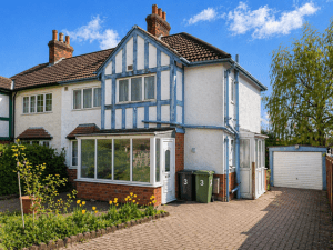 Winnipeg Place, Leeds